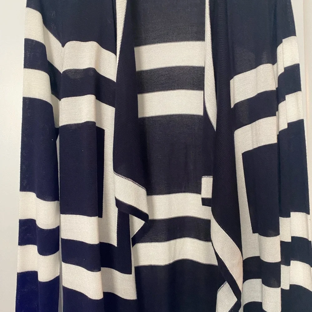 Black and White Striped Women's Sweater - Picture 4 of 6